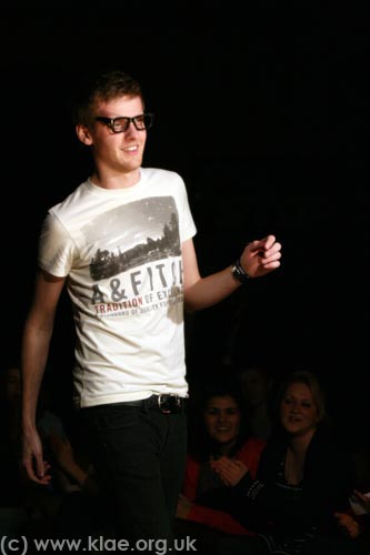 PCHS Fashion Show 2010 044
