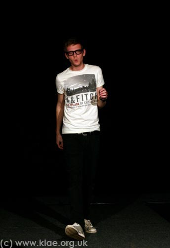 PCHS Fashion Show 2010 057