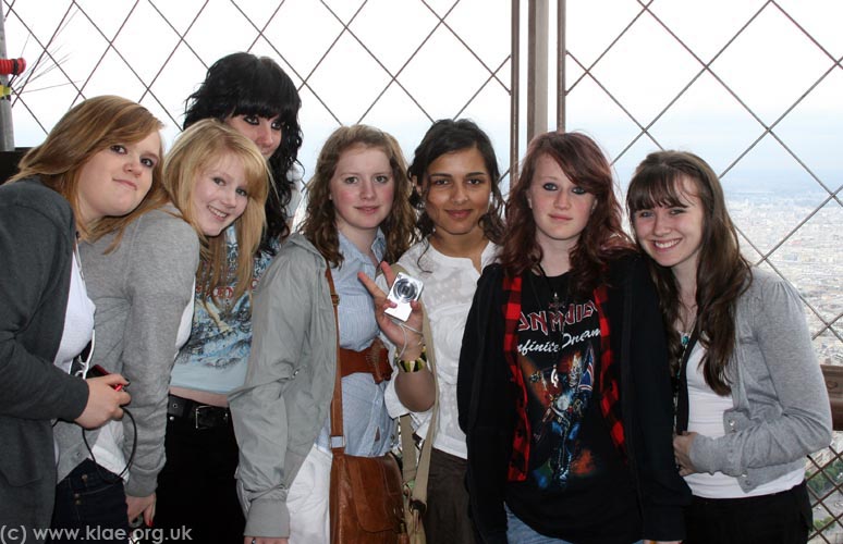 PCHS Paris 2009 01 People 061