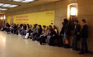 PCHS Paris 2009 01 People 196