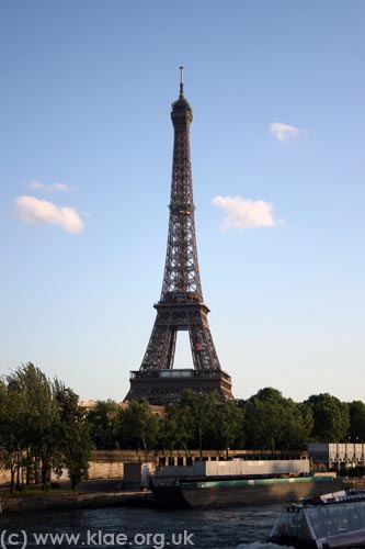 PCHS Paris 2009 03 Eiffel Tower 006