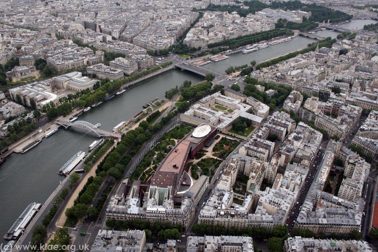 PCHS Paris 2009 04 Views from the Eiffel Tower 001