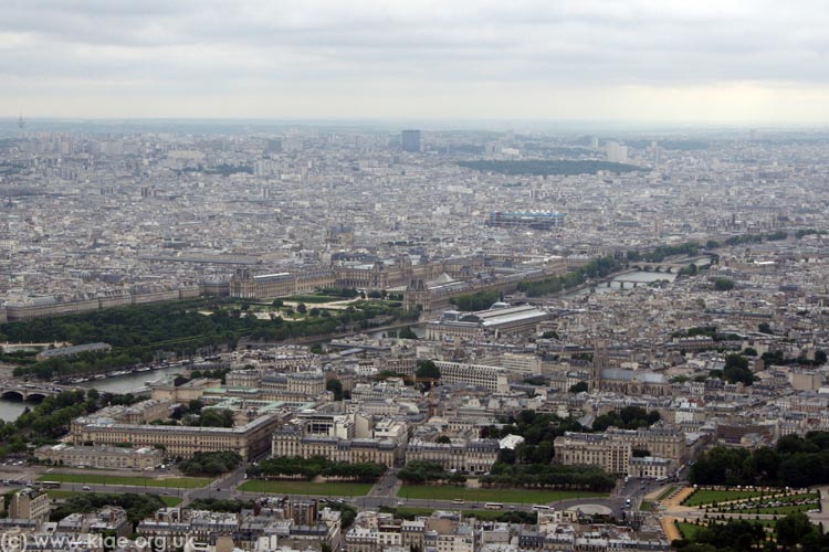 PCHS Paris 2009 04 Views from the Eiffel Tower 002