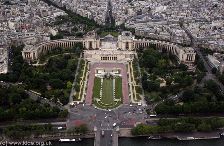 PCHS Paris 2009 04 Views from the Eiffel Tower 004