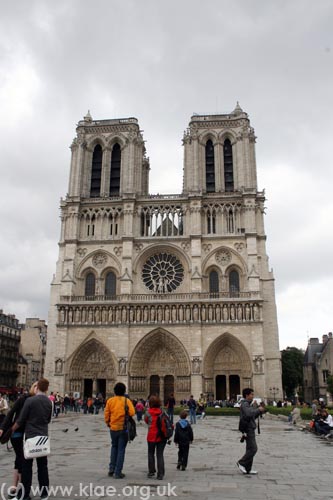 PCHS Paris 2009 05 Notre Dame 023