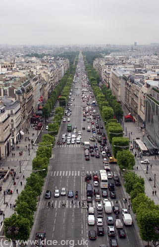 PCHS Paris 2009 08 Views from the Arc 001