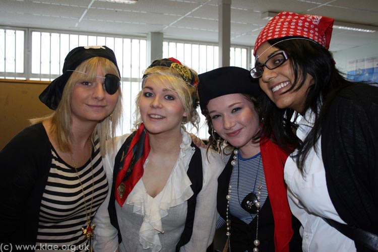 PCHS Pirate Day 20091022 012