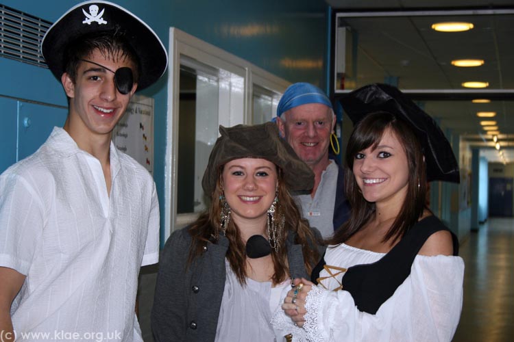 PCHS Pirate Day 20091022 019