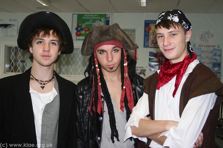 PCHS Pirate Day 20091022 036