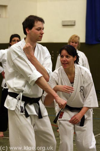 Shin-do Shotokai - Spring School - Exeter 2009 014