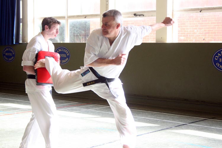 Shin-do Shotokai - Spring School - Exeter 2009 056