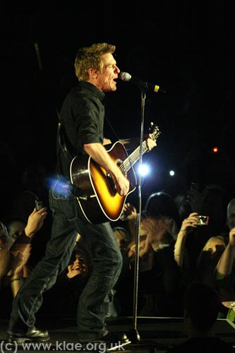 Bryan Adams 2008 001